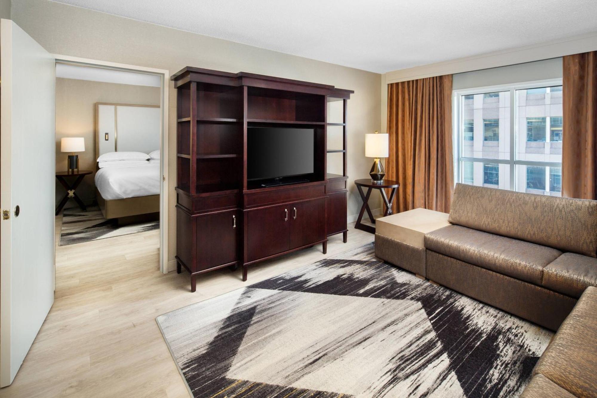 Sheraton Raleigh Hotel Екстер'єр фото