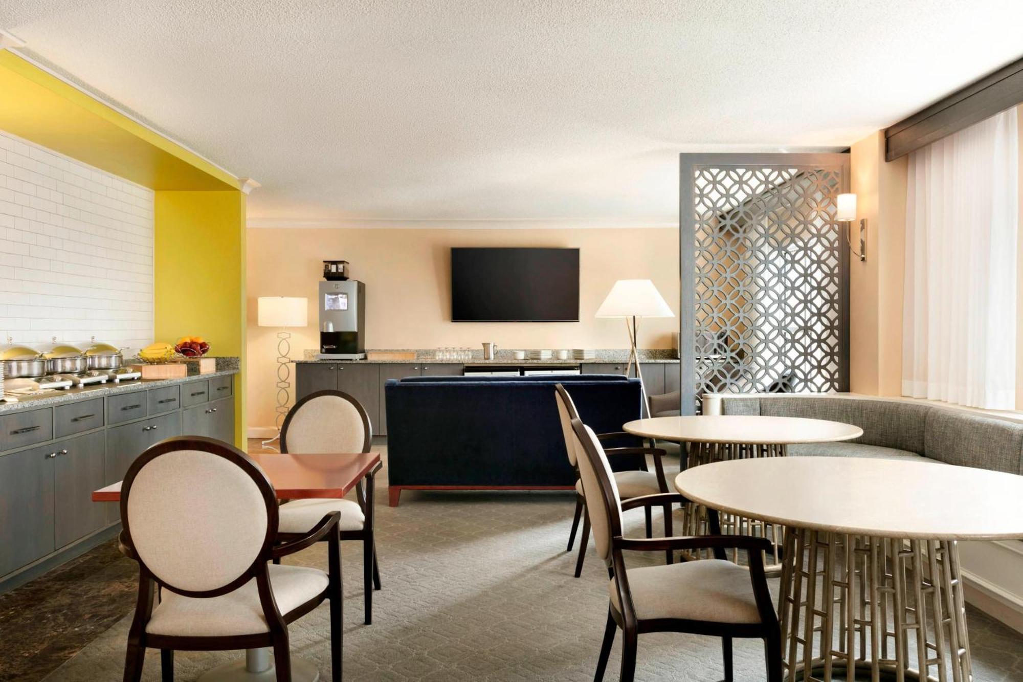 Sheraton Raleigh Hotel Екстер'єр фото