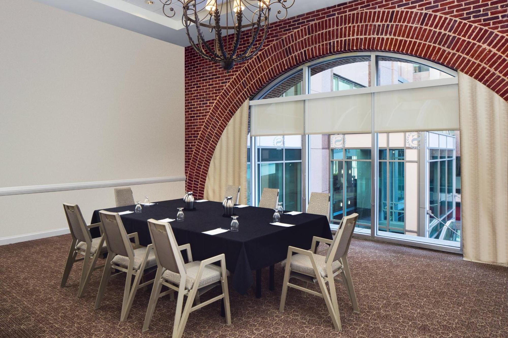 Sheraton Raleigh Hotel Екстер'єр фото