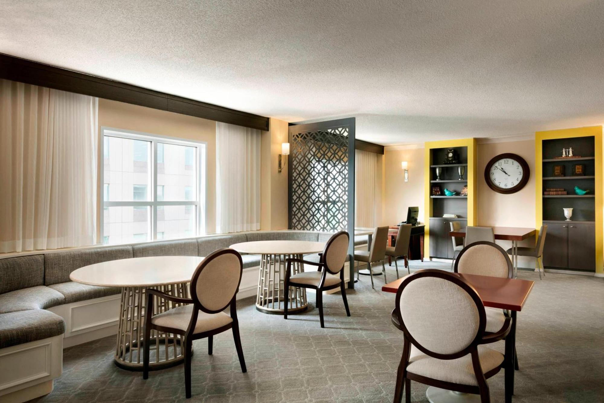 Sheraton Raleigh Hotel Екстер'єр фото