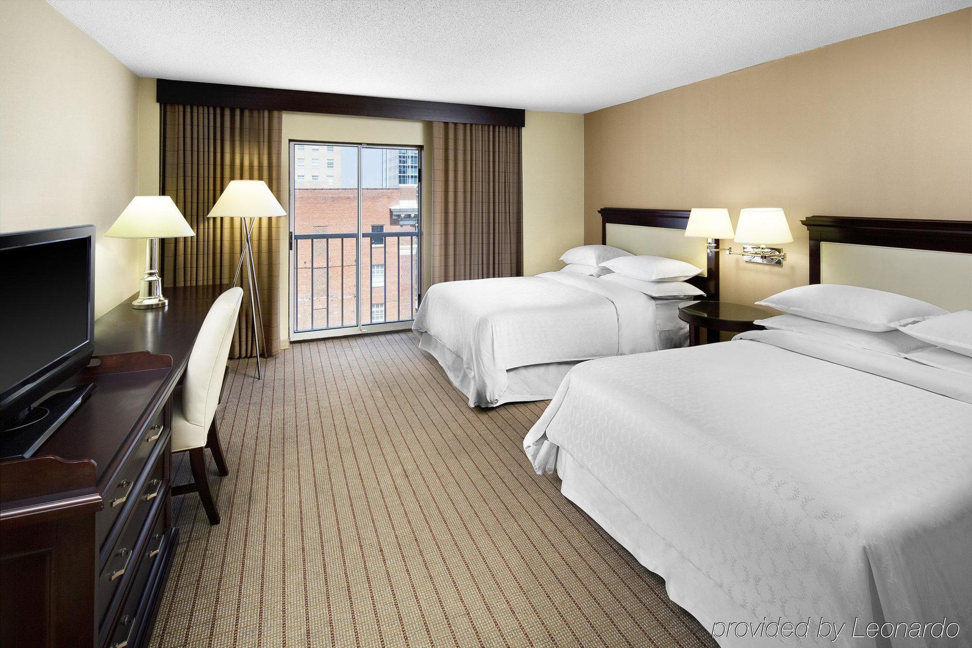 Sheraton Raleigh Hotel Екстер'єр фото